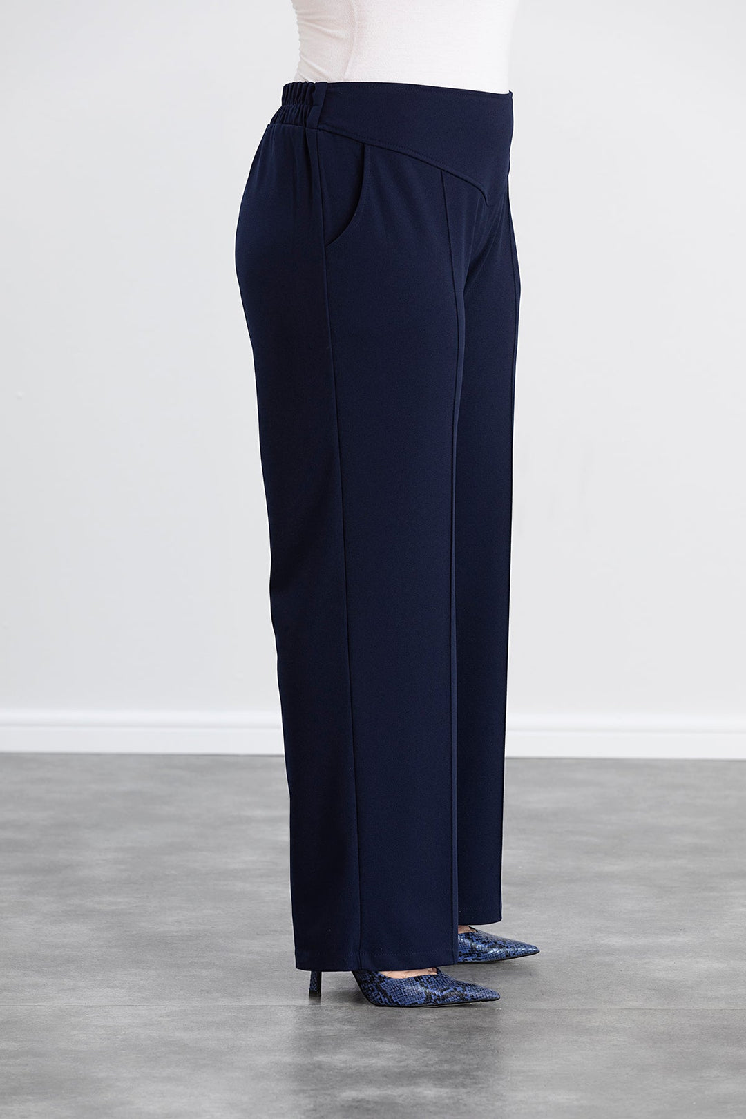 Hlače - tamnoplave boje