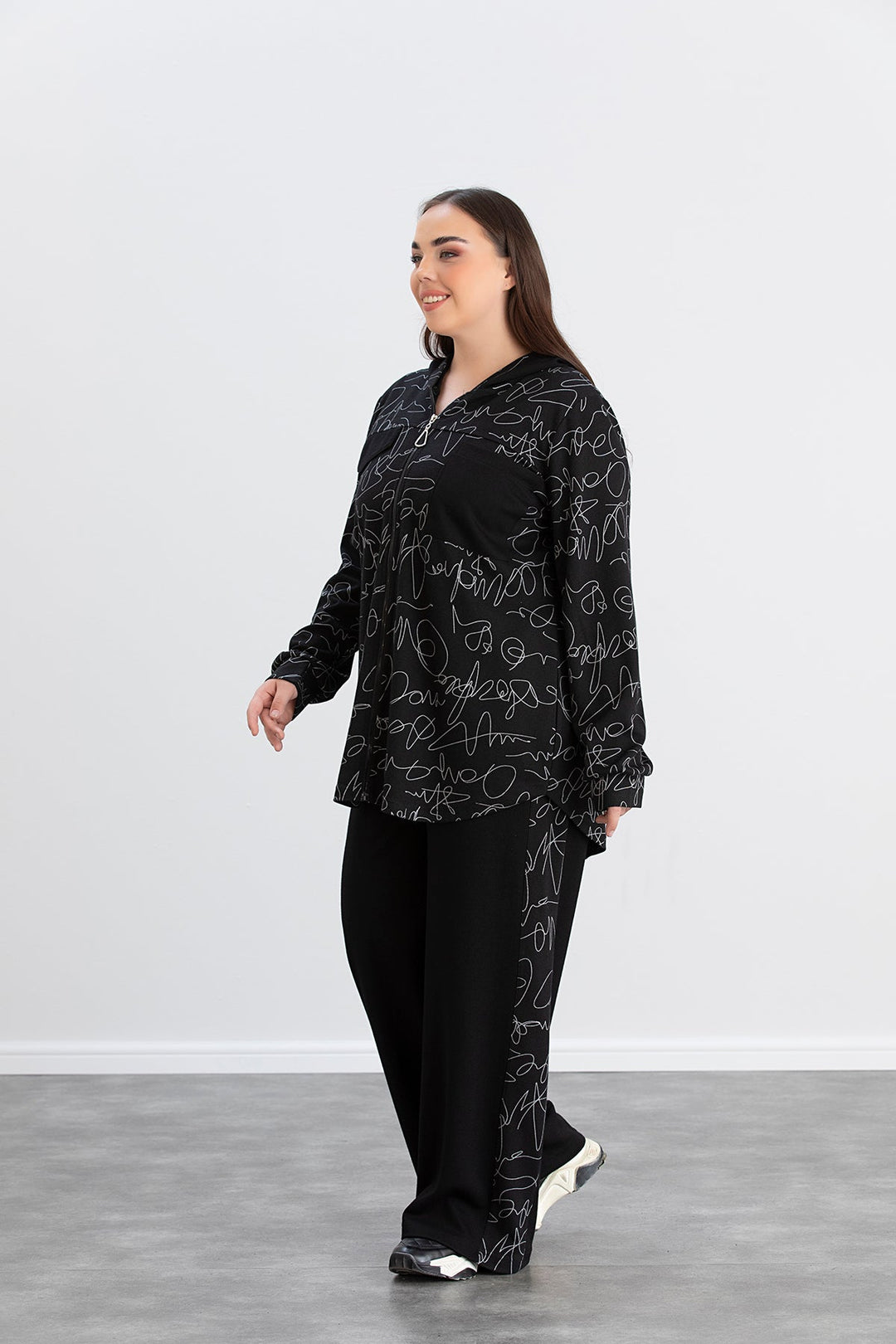 Luksuzni komplet od 2 dijela u slobodnom kroju