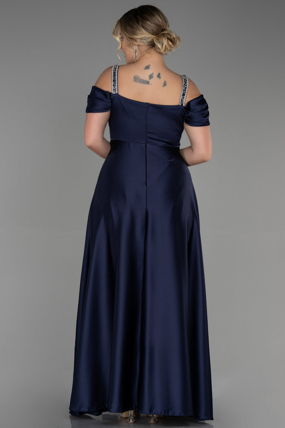 Duga satenska haljina s kamenim naramenicama - tamnoplava N3277 - My Store