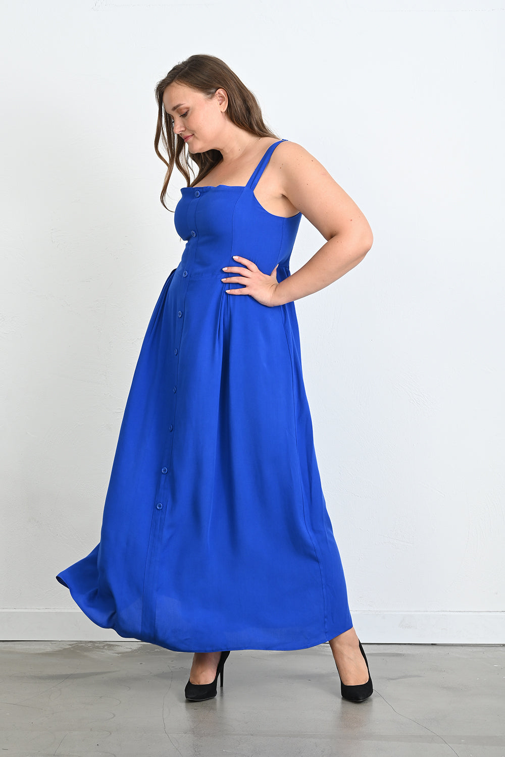 Duga haljina od viskoze s ukrasnim gumbima - Plava