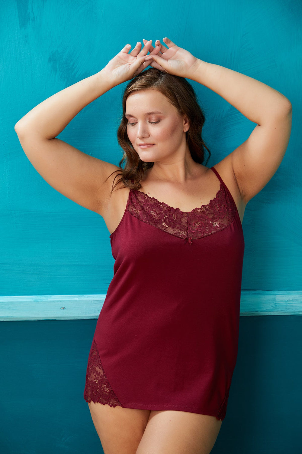 Дамски корсаж дантелен лукс в големи размери - бордо