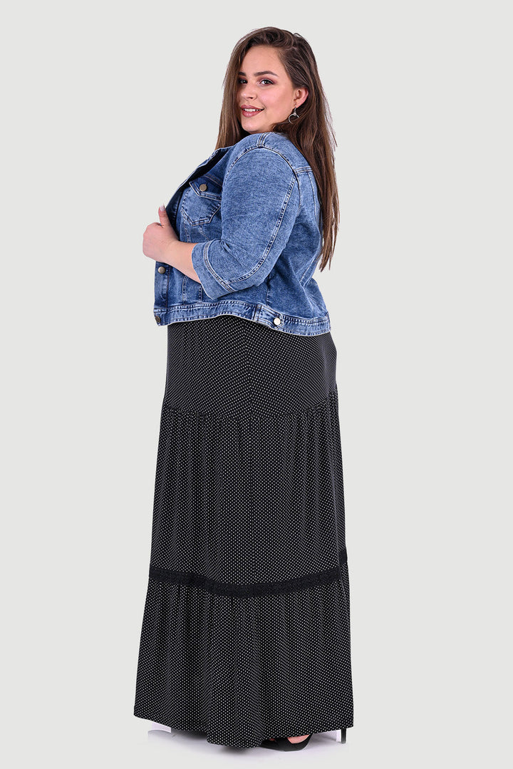 Късо дънково яке в големи размери