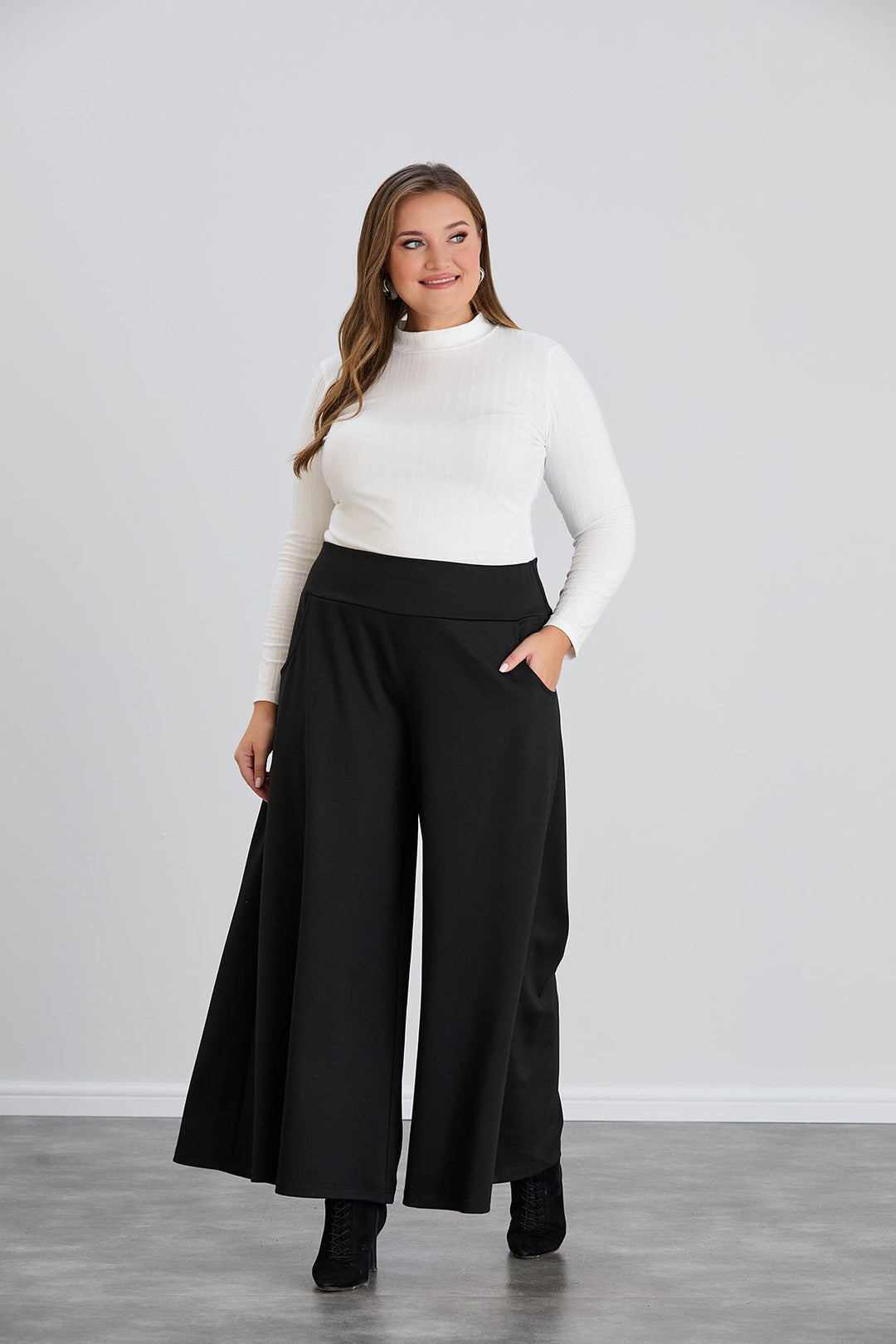 Макси пола-панталон с джобове от плътна материя