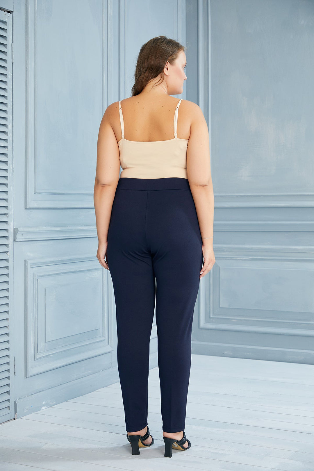 Duge ravne hlače s rubom - Laura Tamno plava