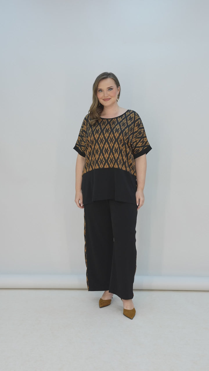 Moderan set od 2 dijela – velike veličine za punije žene