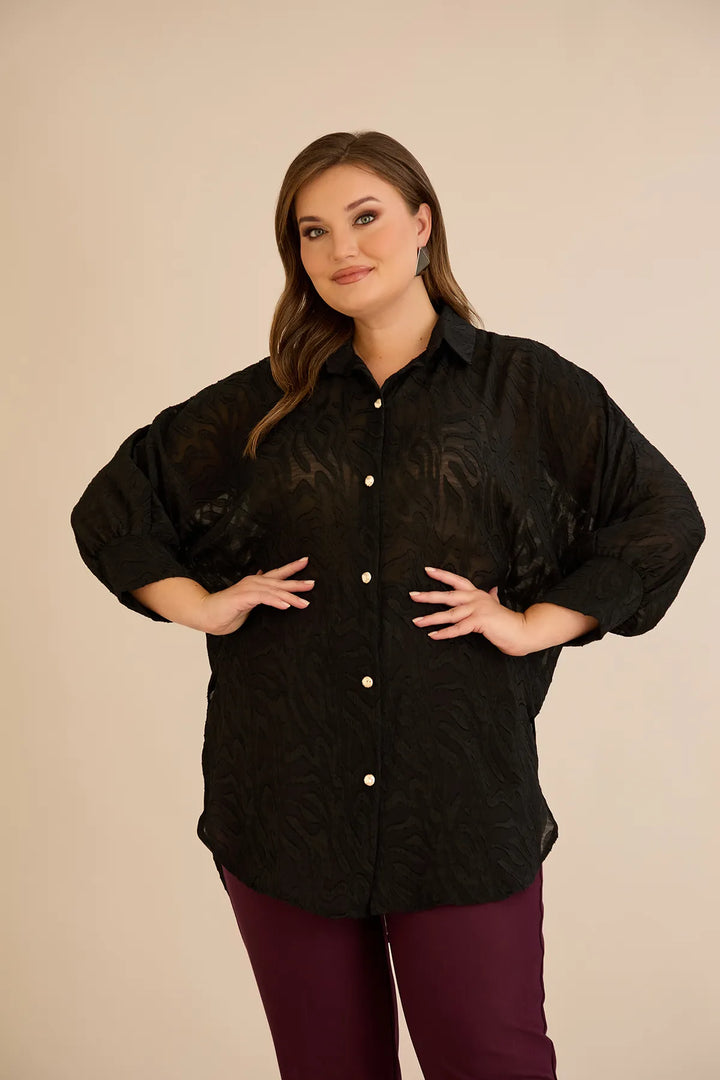 Stilska košulja s reljefnim uzorkom