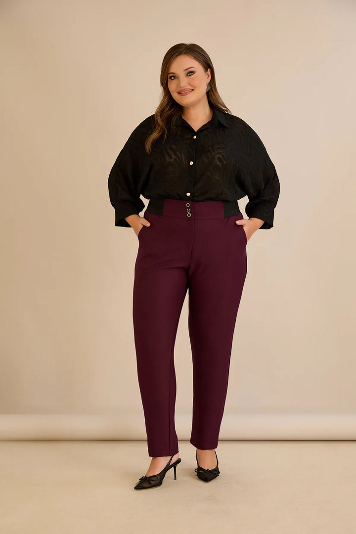 Pamučne hlače klasičnog kroja u bordo boji