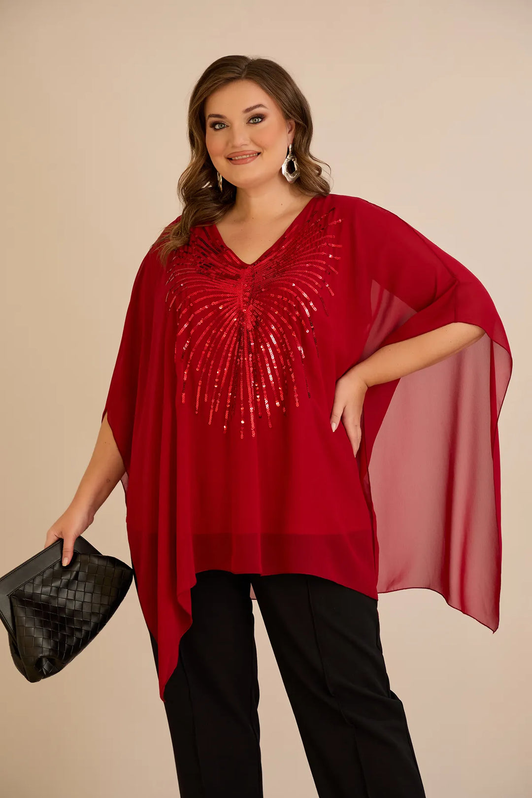 Svečana tunika s naglaskom od šljokica u ležernom kroju u crvenoj boji