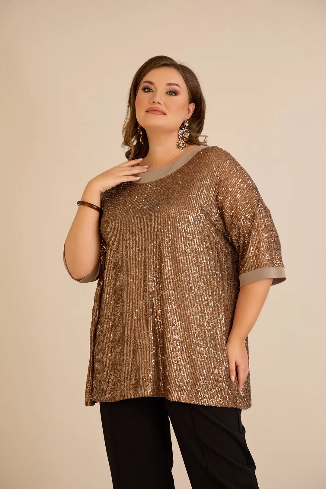 Ležerna bluza s raglan rukavima od šljokica – Golden Night