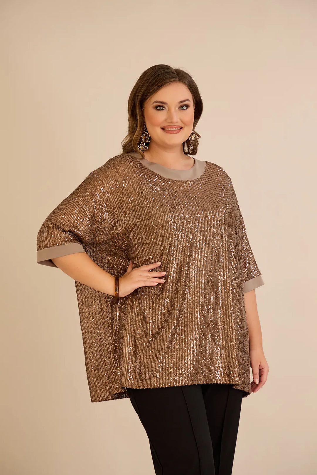 Ležerna bluza s raglan rukavima od šljokica – Golden Night
