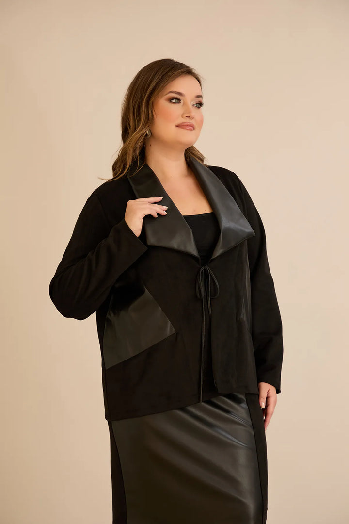 Elegantni set sako i suknja s kožnim akcentima