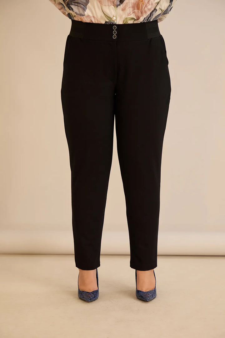 Pamučne hlače klasičnog kroja u crnoj boji