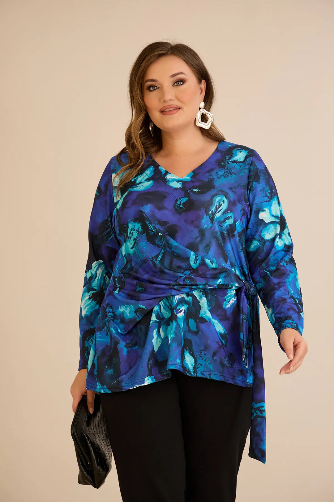 Bluza s vezicama u plavoj boji