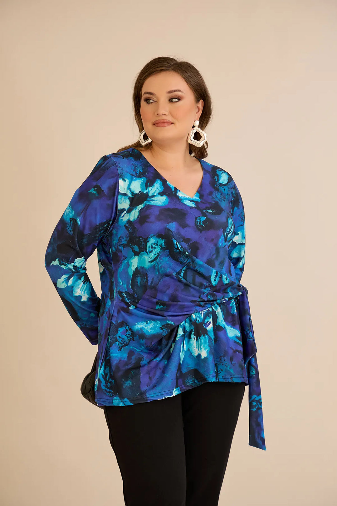 Bluza s vezicama u plavoj boji