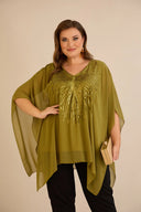 Svečana tunika s naglaskom od šljokica u ležernom kroju u boji pistacije