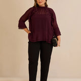 Elegantna šifonska bluza s volanima u bordo boji