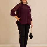 Elegantna šifonska bluza s volanima u bordo boji