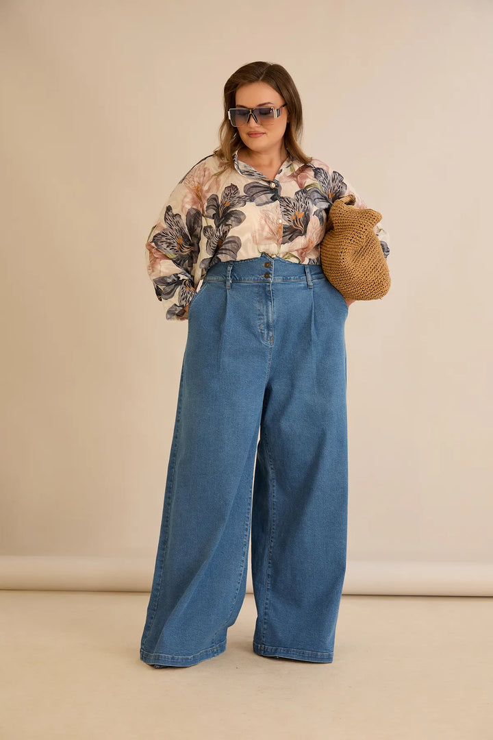 Elastične moderne traperice s širokim nogavicama u plavoj boji