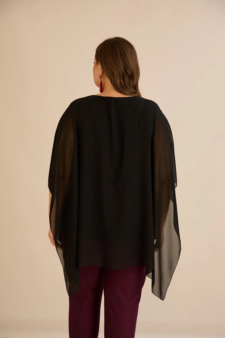 Svečana tunika s naglaskom od šljokica u ležernom kroju u crnoj boji