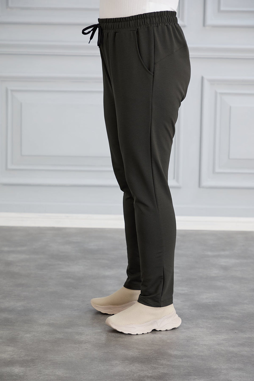 Maxi sportske hlače – Daily Classic – Kaki