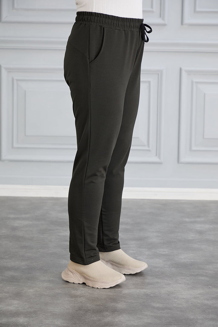Maxi sportske hlače – Daily Classic – Kaki