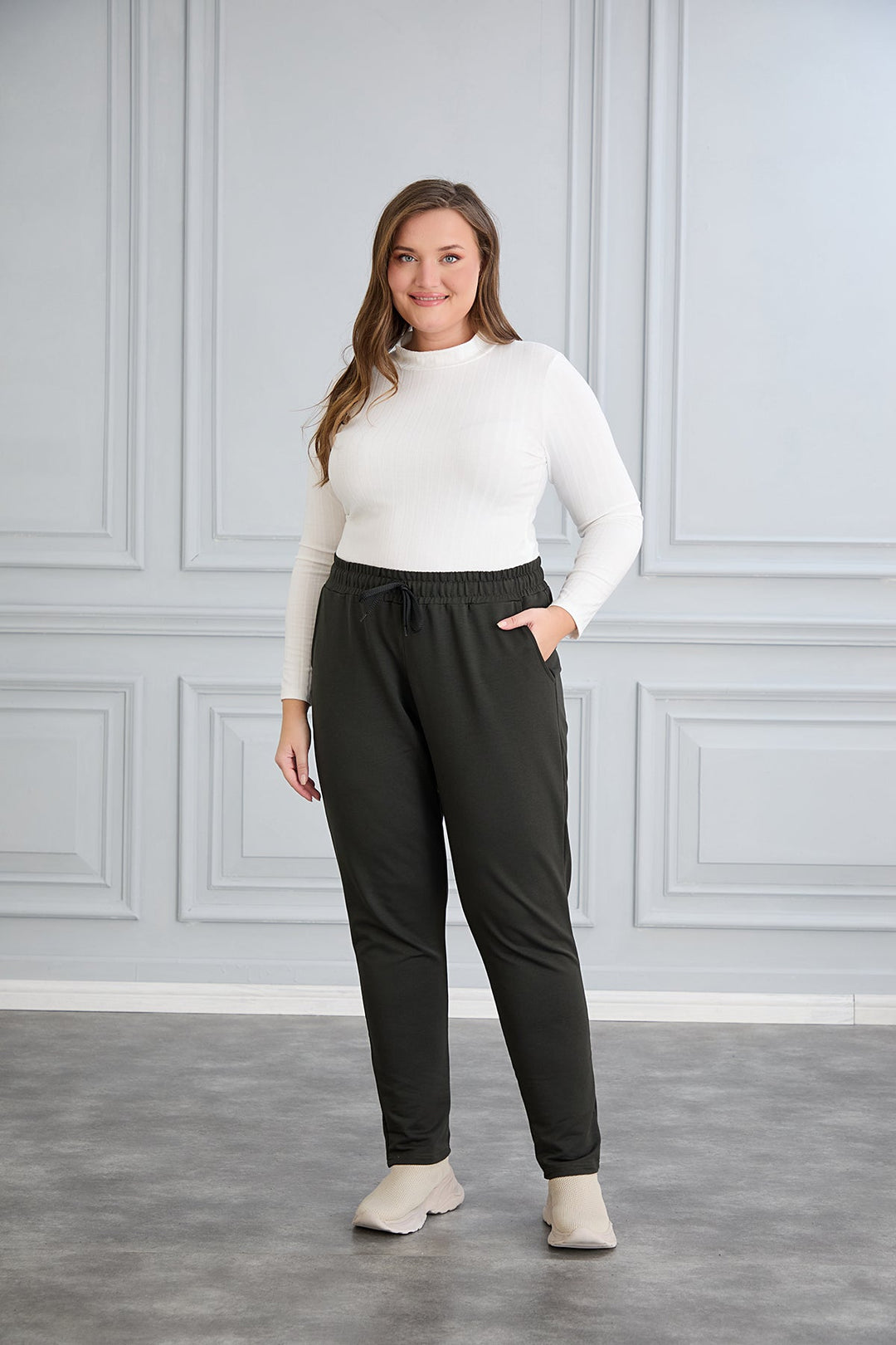 Maxi sportske hlače – Daily Classic – Kaki