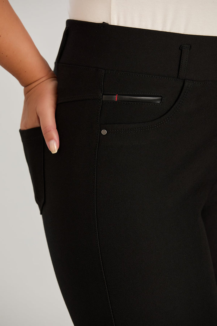 Zimske hlače koje oblikuju i prikrivaju figuru Veći brojevi - Borisa