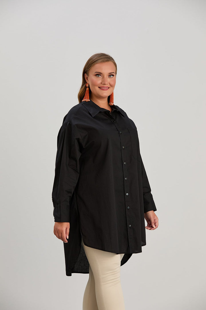 Duga pamučna košulja - crna za punije žene
