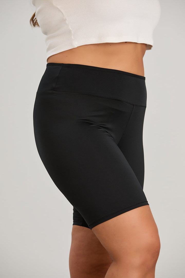 Kratke tajice od mikrofibra protiv trenja bedara u crnoj boji