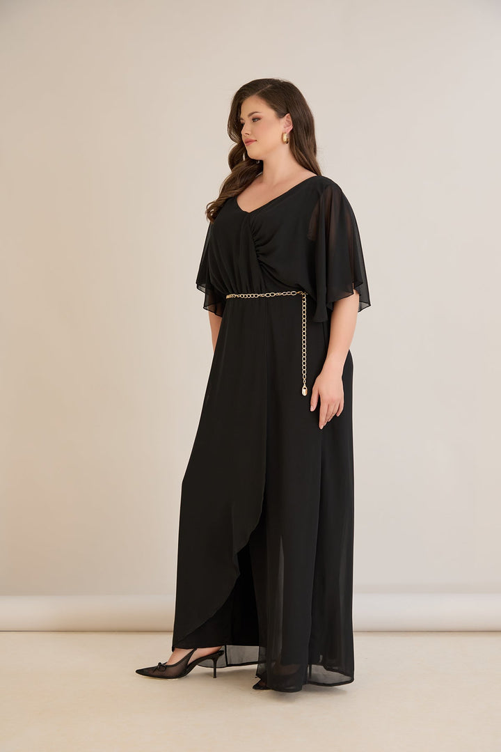 Crni šifonski kombinezon s lančić remenom – za punije žene