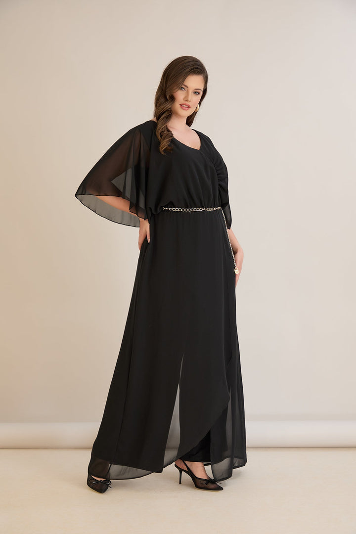 Crni šifonski kombinezon s lančić remenom – za punije žene