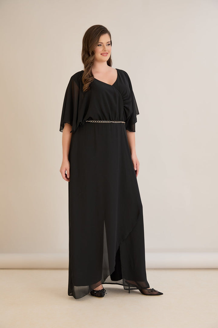 Crni šifonski kombinezon s lančić remenom – za punije žene