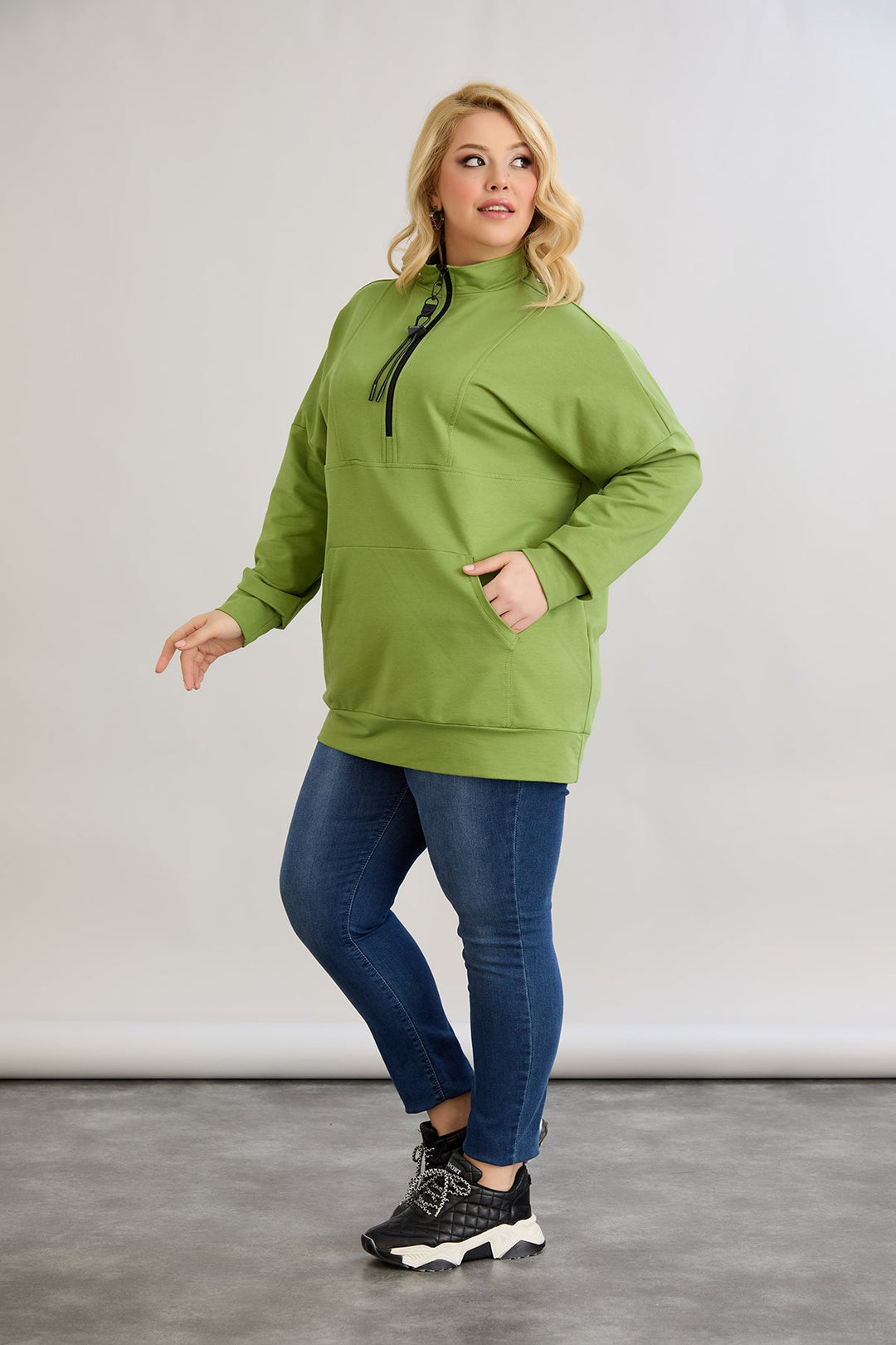 Ženski dukserica s patentnim zatvaračem i dekorativnim šavovima - Zelena