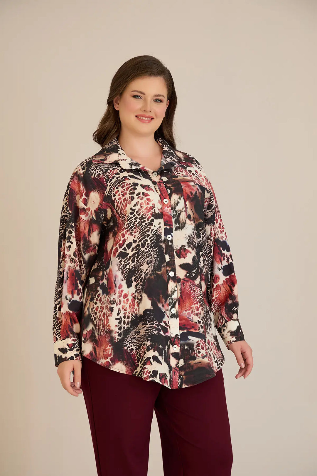 Elegantna košulja od fine viskoze u bordo boji