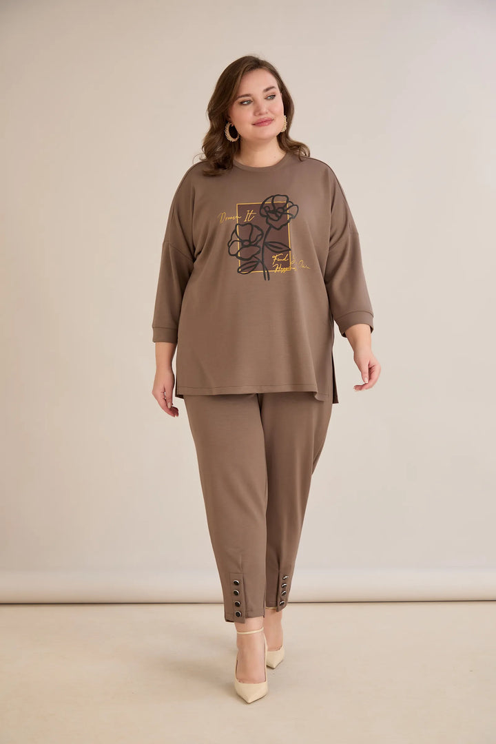 Elastične ženske hlače s gumbima u vizon boji