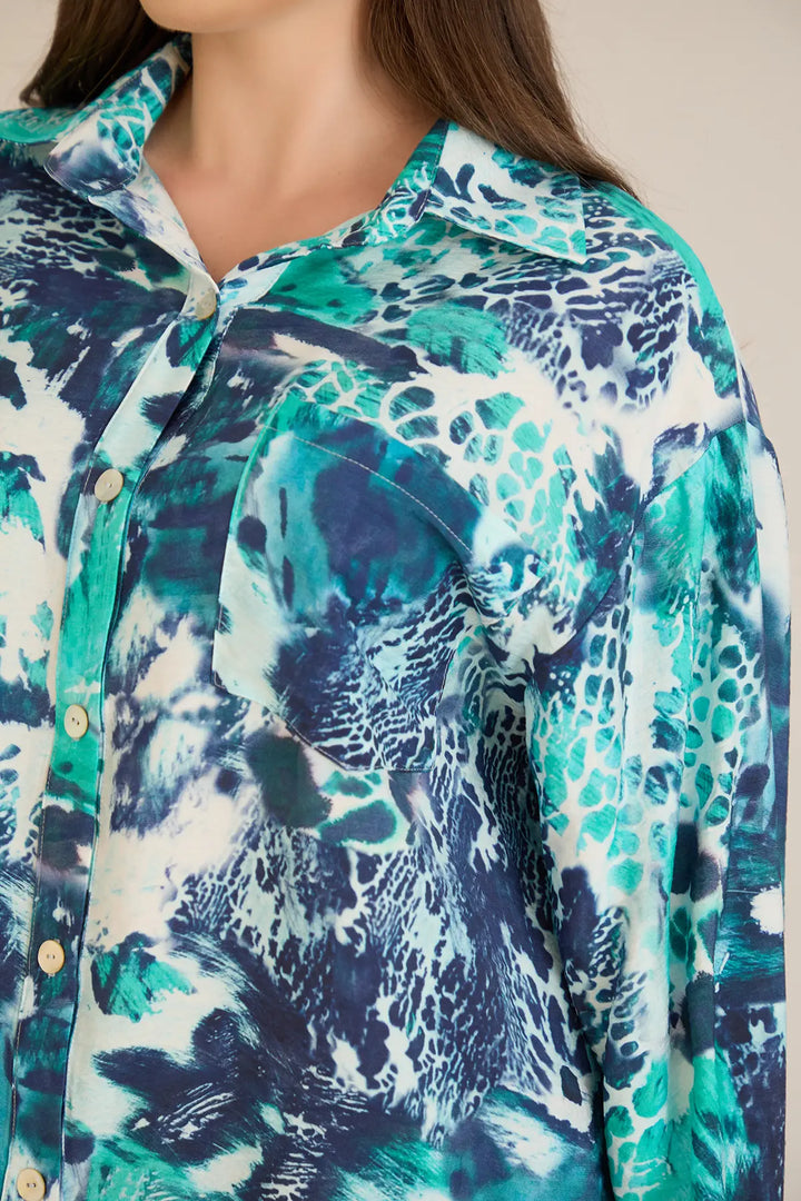 Elegantna košulja od fine viskoze u tirkiznoj boji