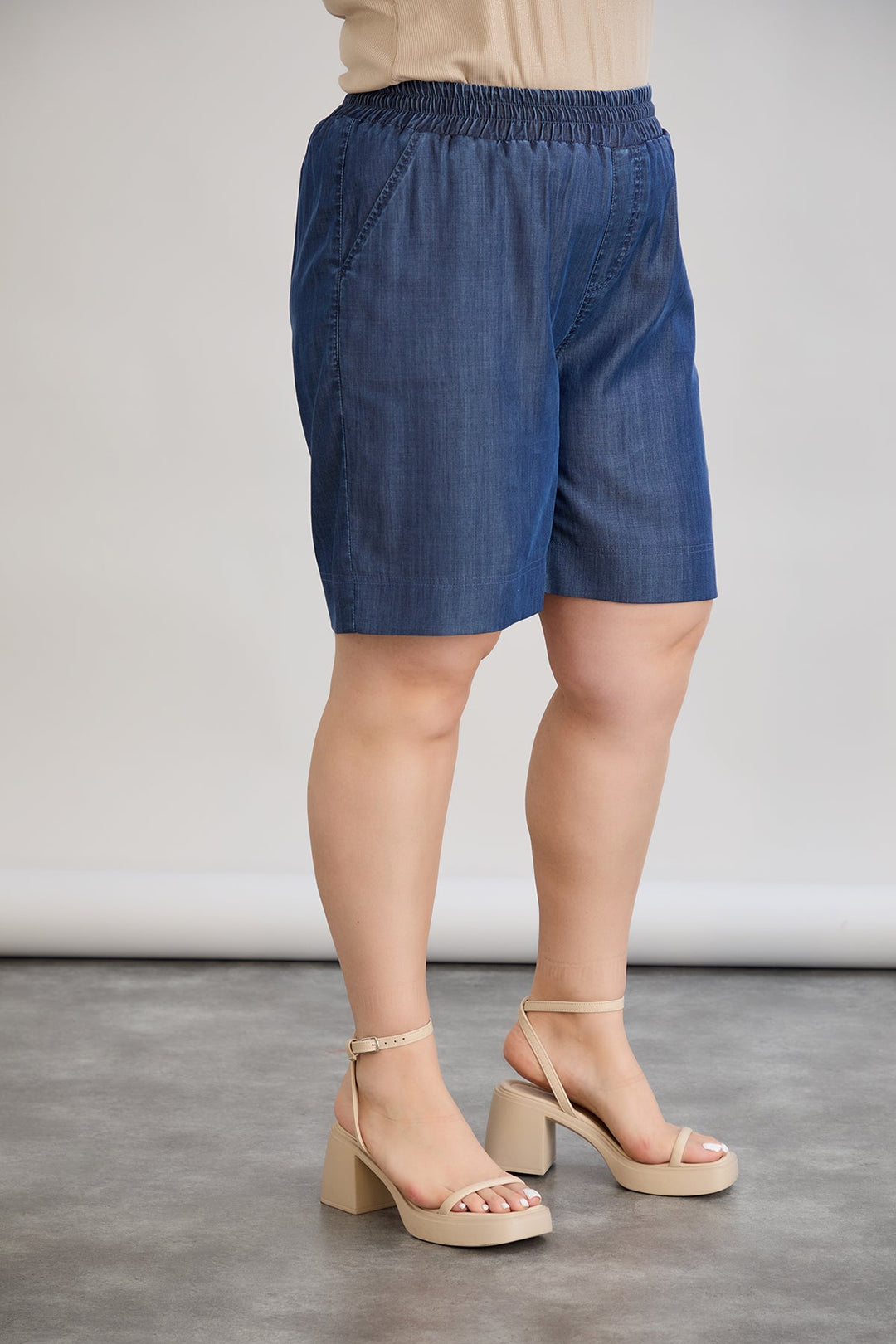 Kratke traper hlače s džepovima