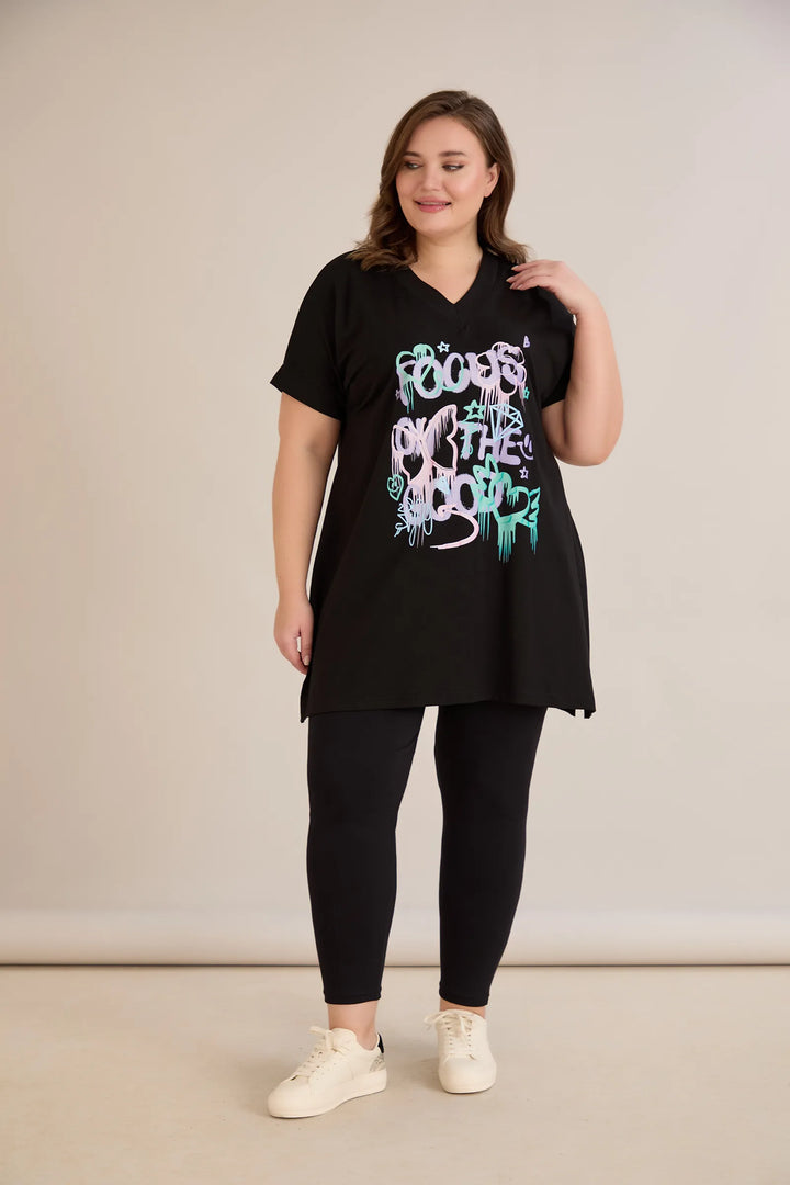 Pamučna tunika s V-izrezom i printom u ljubičastoj boji