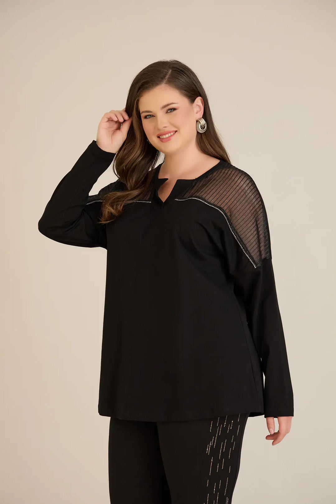 Pamučna bluza s V-izrezom i mrežom na ramenima