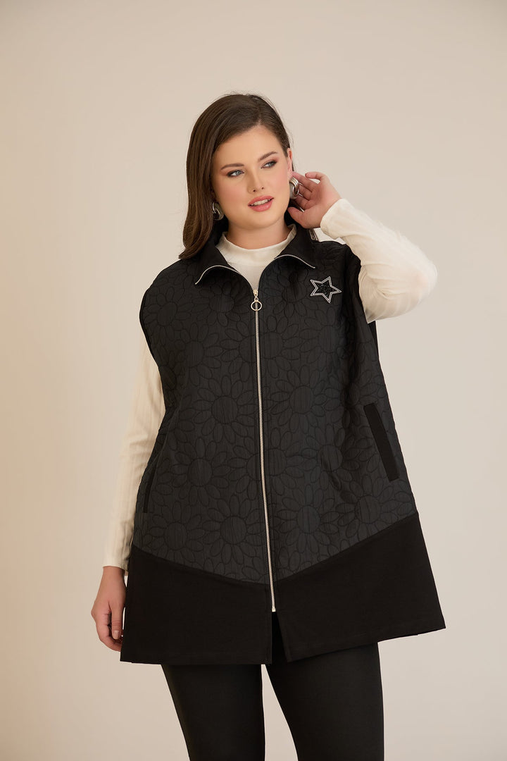 Ženski pleteni prsluk s aplikacijom zvijezde