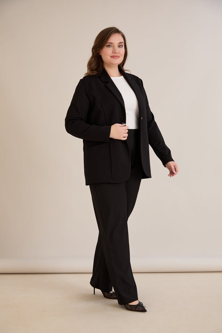 Sportsko-elegantni sako s reverom i kopčanjem – Crni