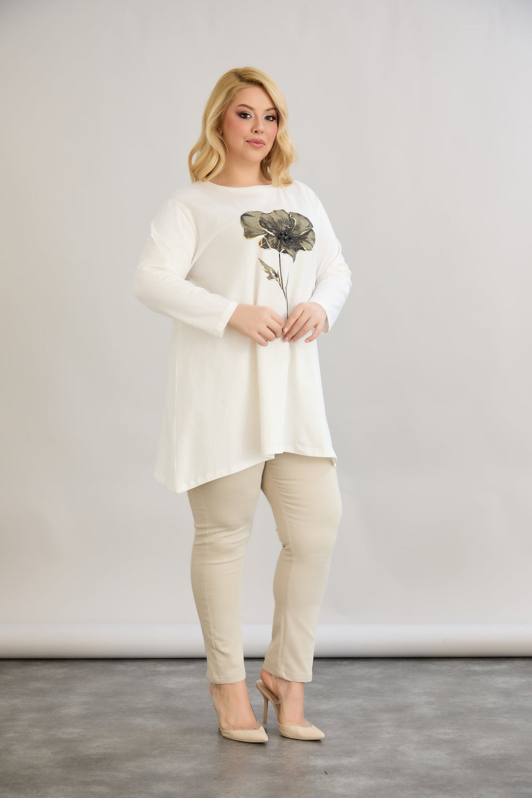 Tunika A-linije s cvjetnim uzorkom i dražesnim kamenčićima - Ecru