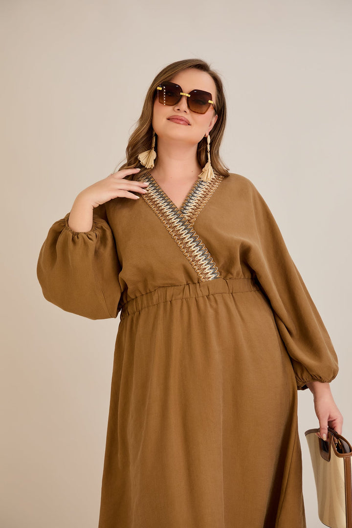 Tencel haljina s ukrasnim dekolteom i elastičnim strukom - Kave - 10964