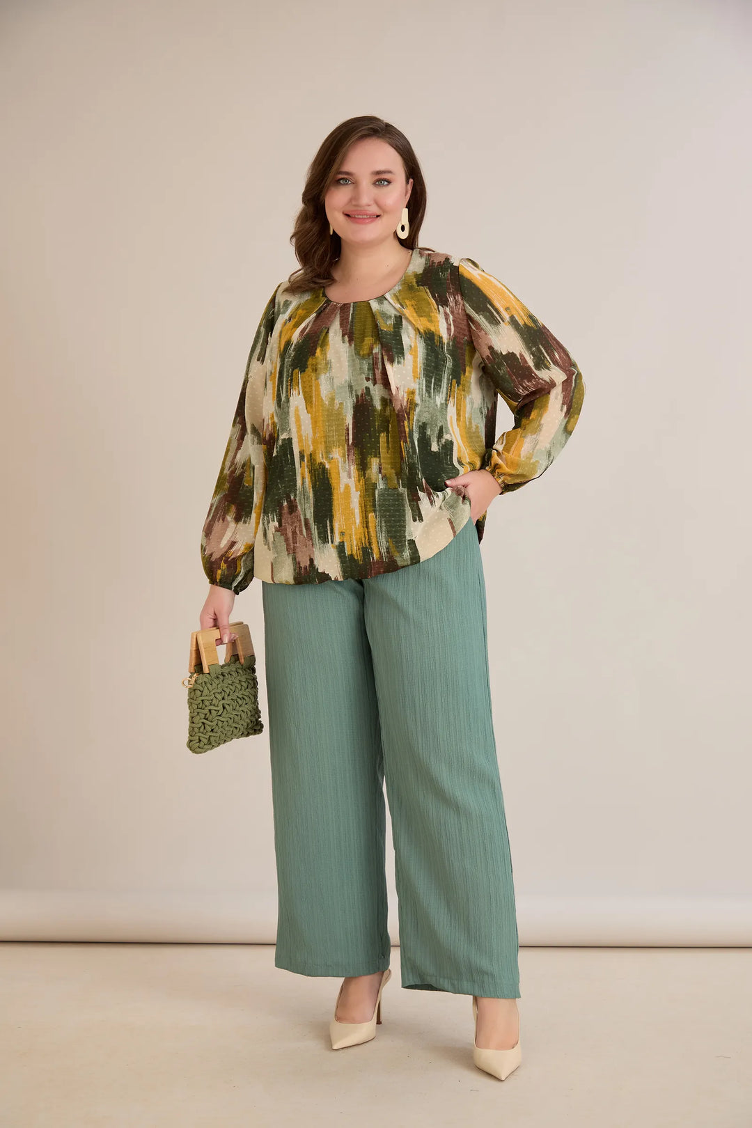 Bluza širokog kroja od šifona