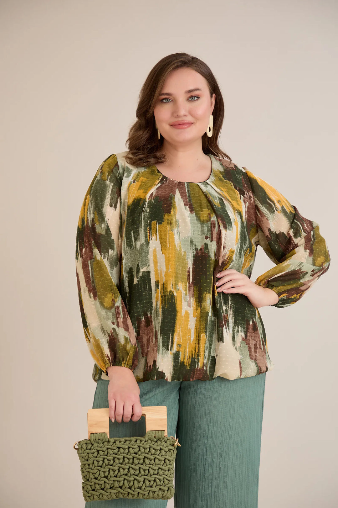 Bluza širokog kroja od šifona