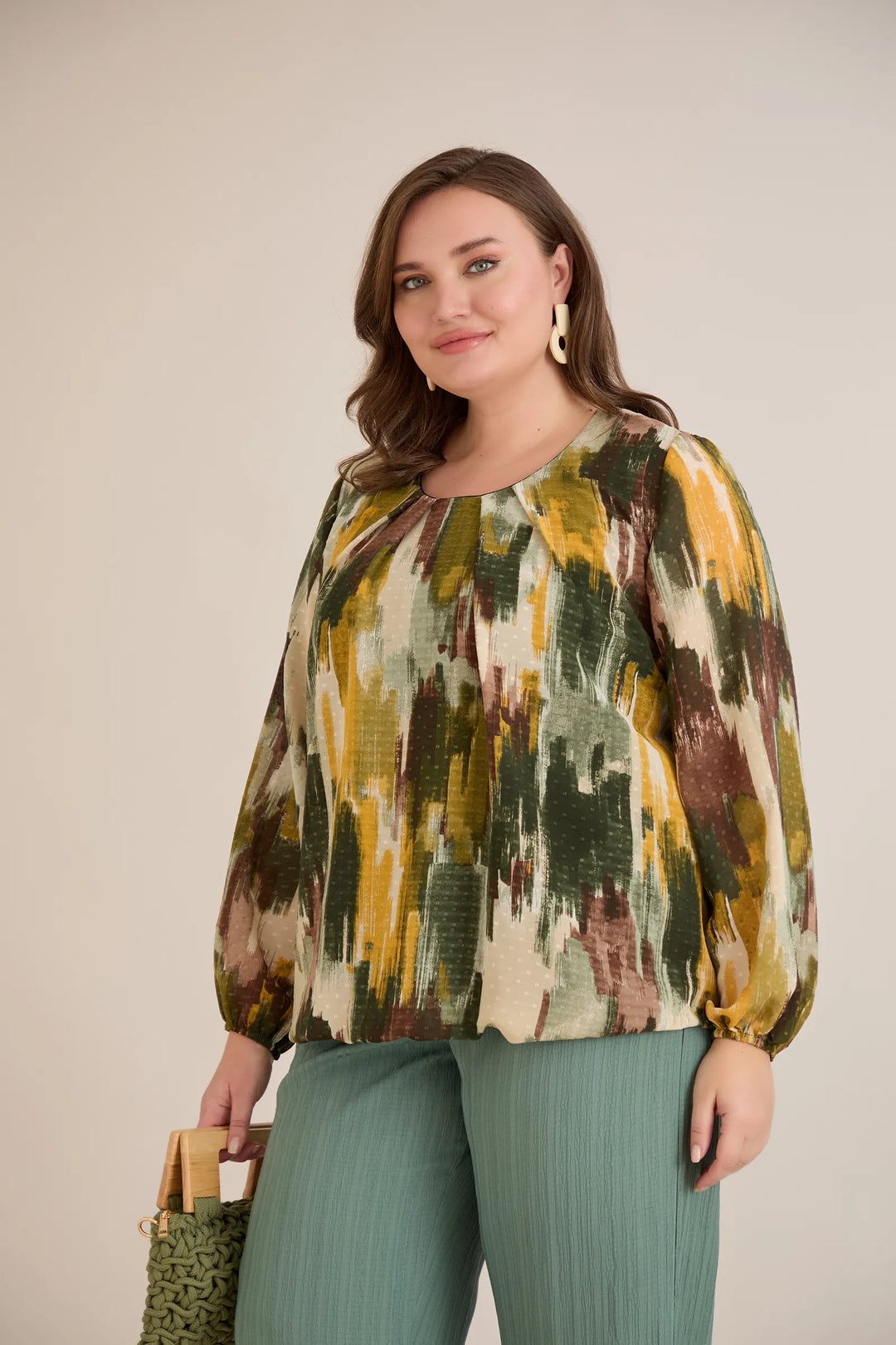 Bluza širokog kroja od šifona