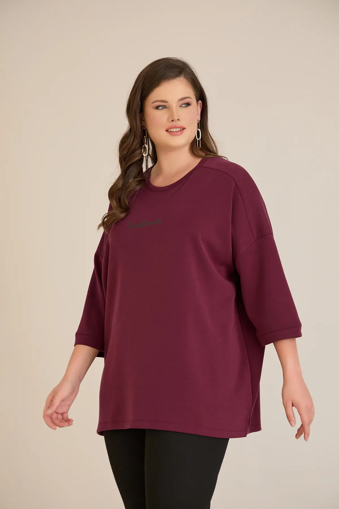 Ženska oversize bluza od modala s padajućim ramenima