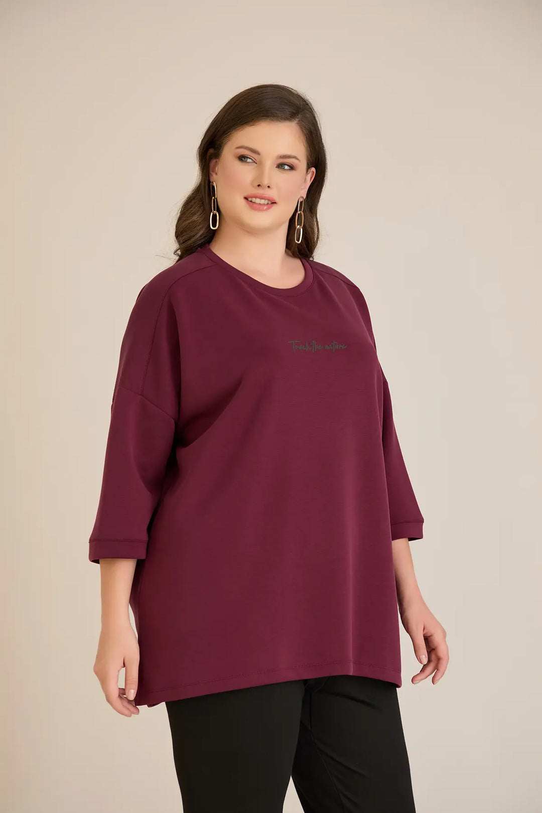 Ženska oversize bluza od modala s padajućim ramenima