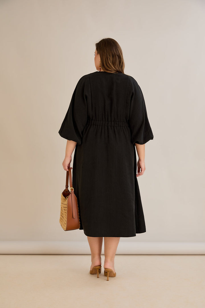Tencel haljina s ukrasnim dekolteom i elastičnim strukom - Crna - 10964