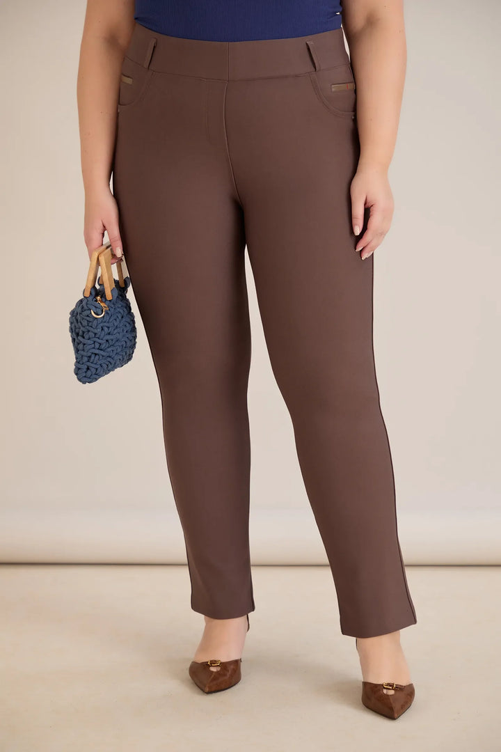 Hlače s efektom oblikovanja u vizon boji